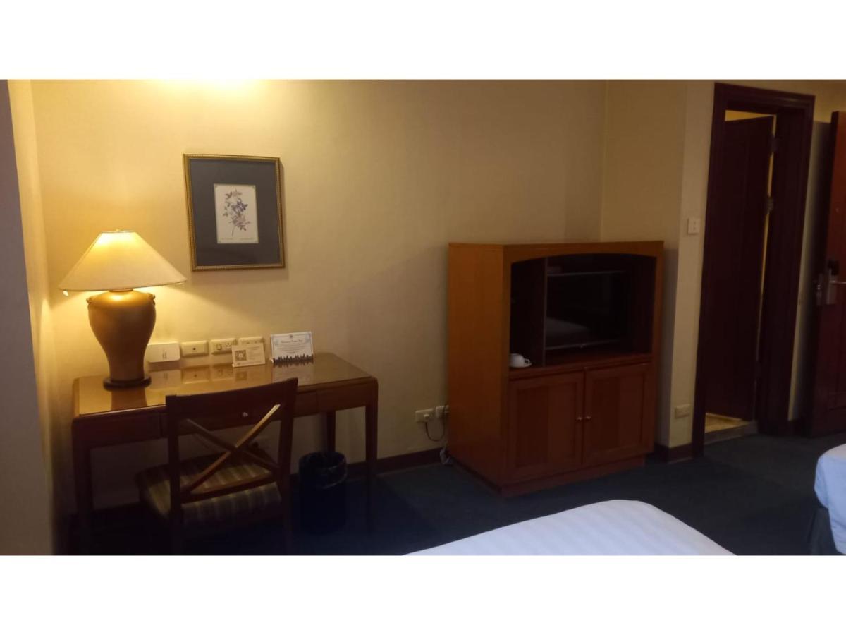 Capital O 914 Makati Palace Hotel 马卡蒂 外观 照片