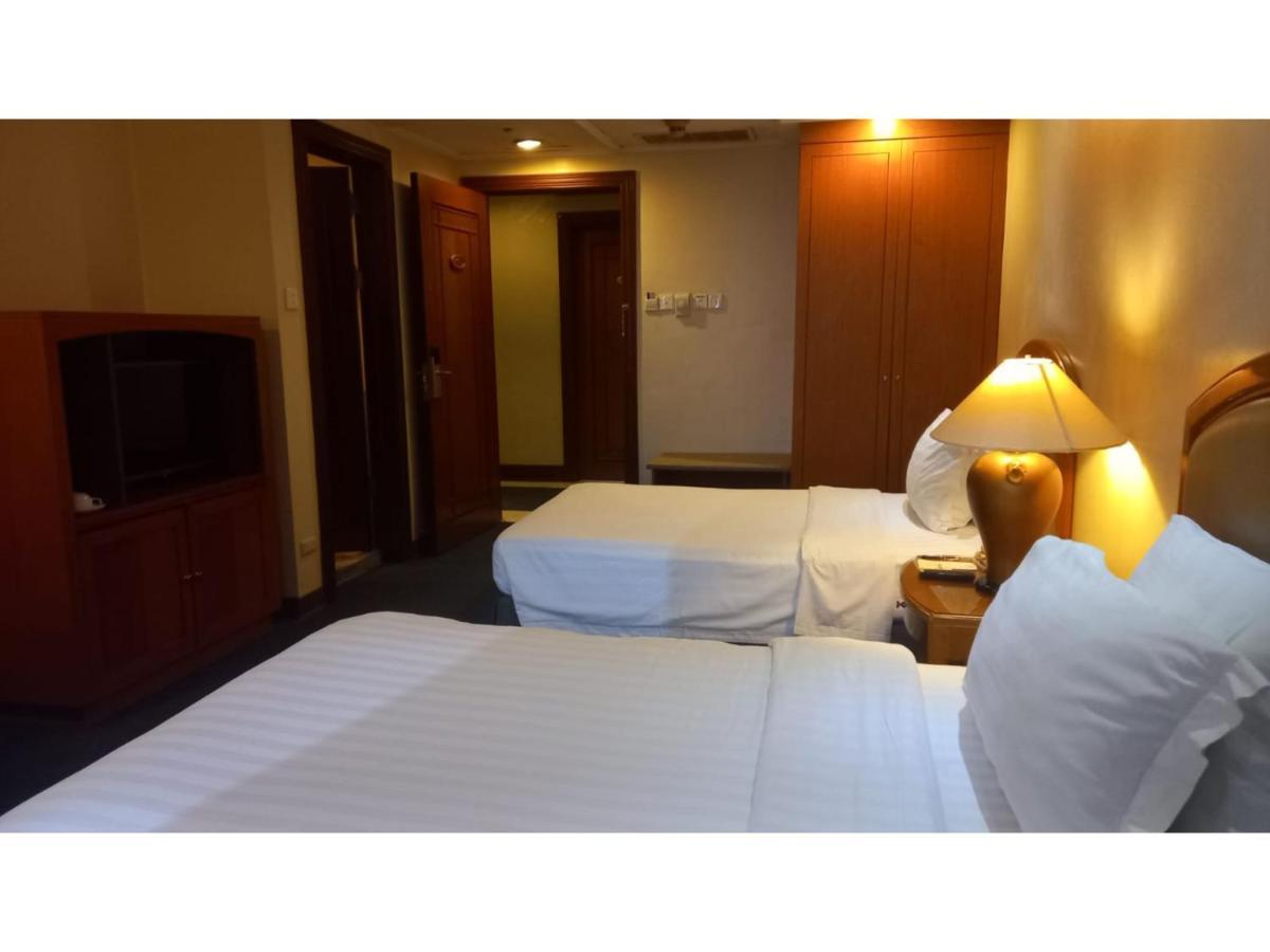 Capital O 914 Makati Palace Hotel 马卡蒂 外观 照片