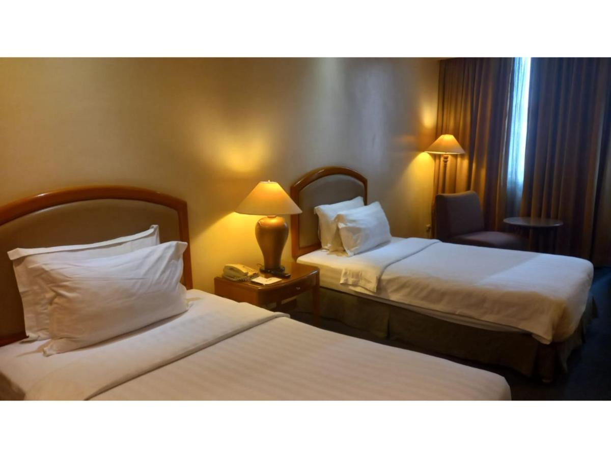 Capital O 914 Makati Palace Hotel 马卡蒂 外观 照片