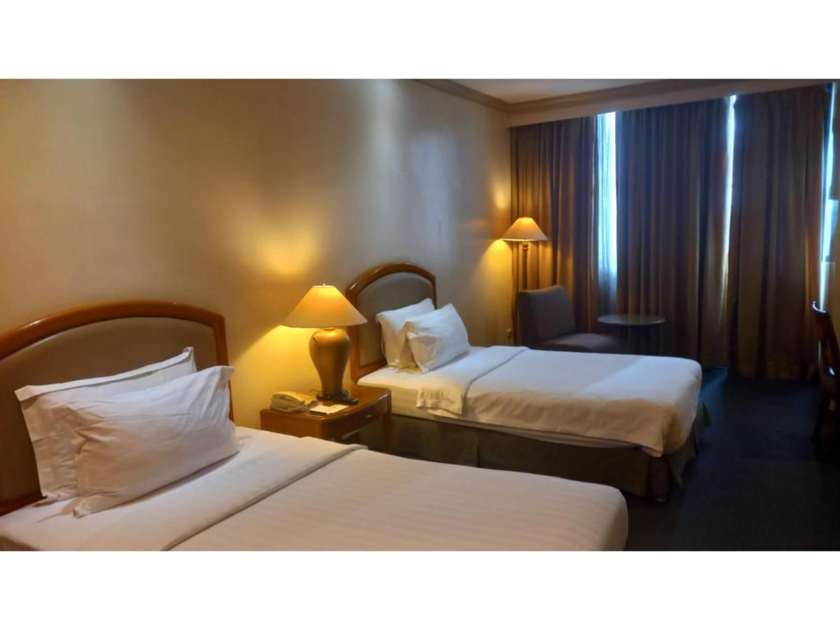 Capital O 914 Makati Palace Hotel 马卡蒂 外观 照片